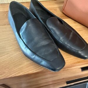 Vince Women’s leather loafers